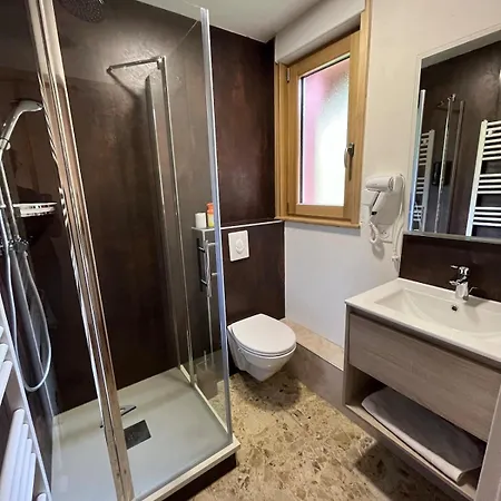 Aux Balcons Des Xettes