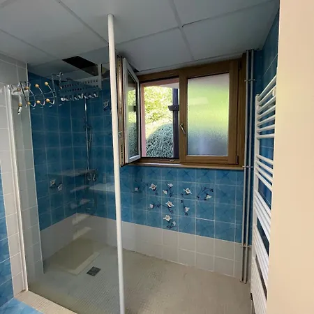 Aux Balcons Des Xettes Casa de Férias *