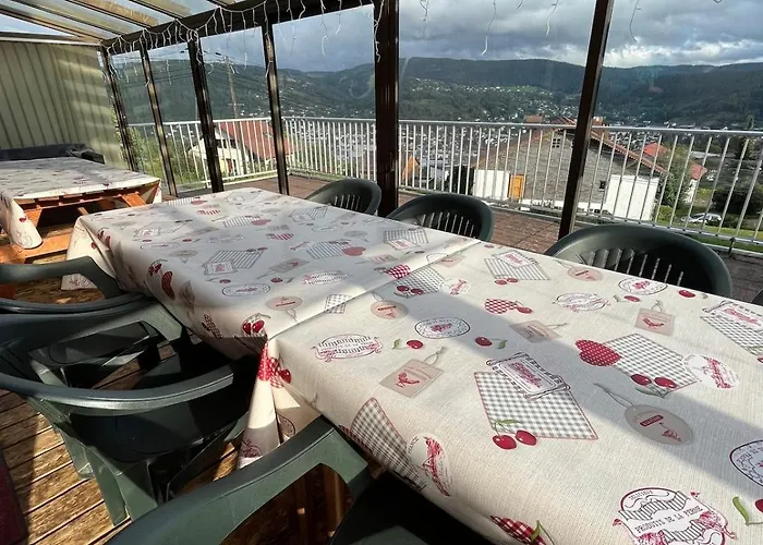 Aux Balcons Des Xettes